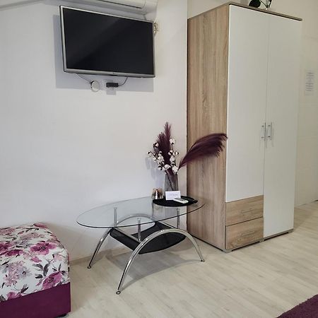 Purple Rooms Mostar Bagian luar foto